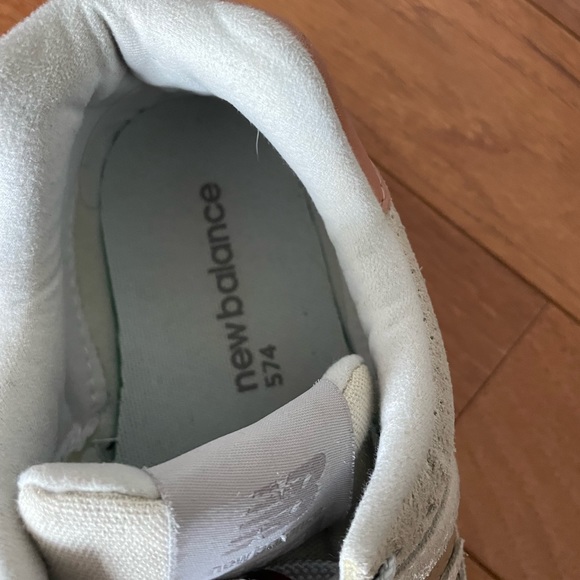 New balance 574..size 9 1/2.. super comfy very neutral, color, tan peach goldish - Picture 2 of 6